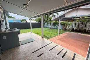 5651 NE 9th Ave, Oakland Park, FL 33334 - Photo 20