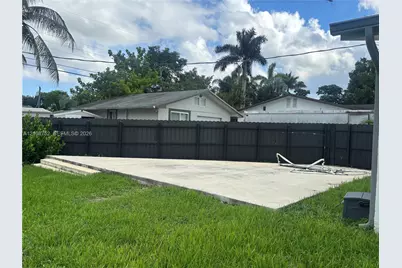 4240 SW 74th Ave, Davie, FL 33314 - Photo 14