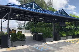 5085 NW 7th St, Miami, FL 33126 - Photo 12