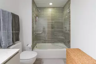 1010 Brickell Ave, Miami, FL 33131 - Photo 14