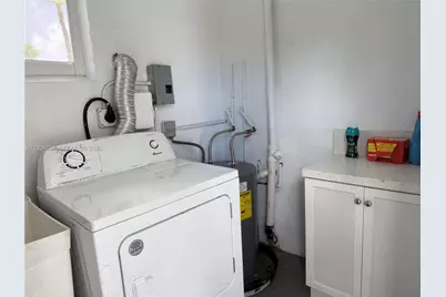 520 SW 5th St, Hallandale Beach, FL 33009 - Photo 18