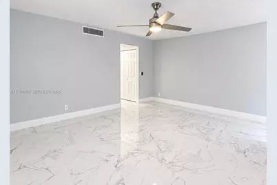 3301 N Country Club Dr #305, Aventura, FL 33180 - Photo 10
