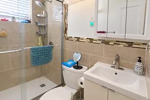 8300 Crespi Blvd, Miami Beach, FL 33141 - Photo 14