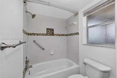 9900 Sunrise Lakes Blvd #308, Sunrise, FL 33322 - Photo 14