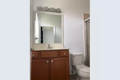 8861 W 35th Ave, Hialeah, FL 33018 - Photo 18