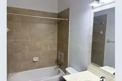 8861 W 35th Ave, Hialeah, FL 33018 - Photo 22