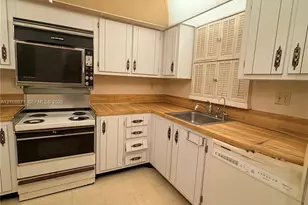 6100 NW 44th St, Lauderhill, FL 33319 - Photo 4