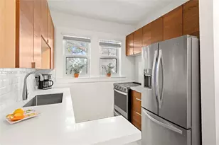 536 14th St, Miami Beach, FL 33139 - Photo 10
