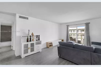 1580 West Ave #504, Miami Beach, FL 33139 - Photo 2