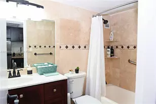 19201 Collins Ave, Sunny Isles Beach, FL 33160 - Photo 12