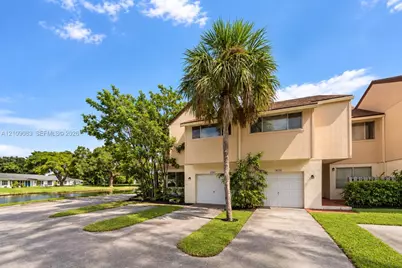 8208 NW 9th Ct #1, Plantation, FL 33324 - Photo 2