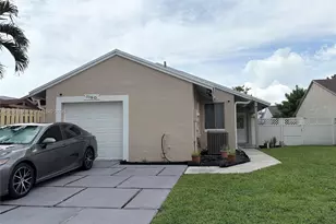 1160 SW 110th Ave, Pembroke Pines, FL 33025 - Photo 1