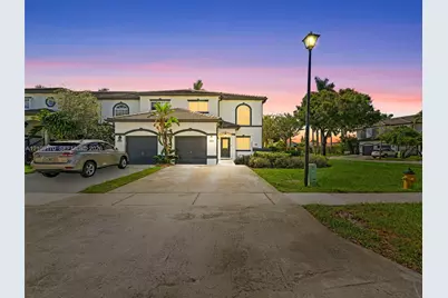 4952 SW 129th Ter, Miramar, FL 33027 - Photo 2