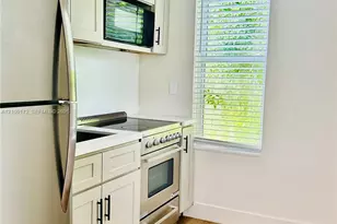 893 NE 81st St, Miami, FL 33138 - Photo 4