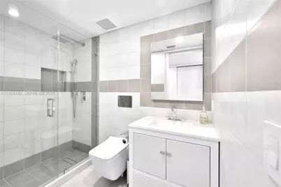 9 Island Ave #714, Miami Beach, FL 33139 - Photo 38