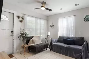 1009 NE 17th Ct, Fort Lauderdale, FL 33305 - Photo 10