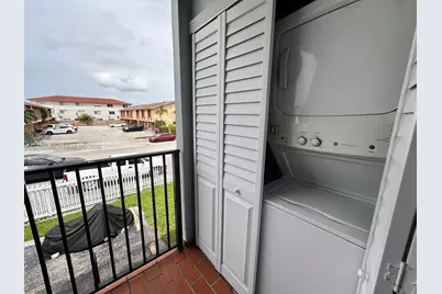1380 W 41st St #201, Hialeah, FL 33012 - Photo 8