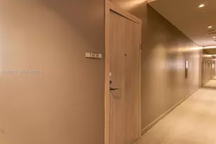 1000 Brickell Plaza, Miami, FL 33131 - Photo 8