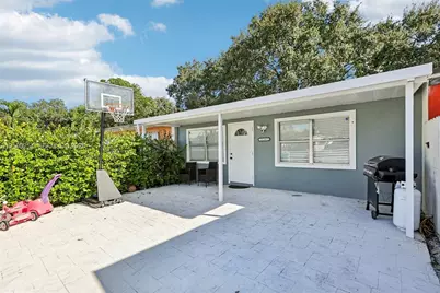 21342 NW 40th Cir Ct, Miami Gardens, FL 33055 - Photo 4