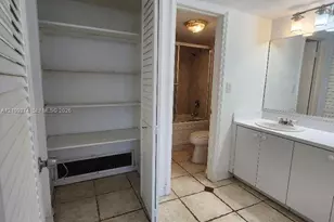 2016 Bay Dr, Miami Beach, FL 33141 - Photo 18