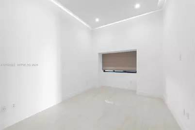 480 NE 31st St #PH5204, Miami, FL 33137 - Photo 32