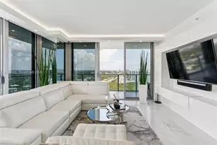 16385 Biscayne Blvd, North Miami Beach, FL 33160 - Photo 14