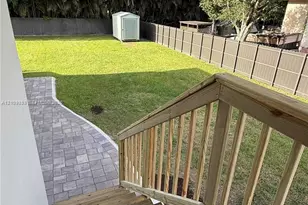 10751 SW 48th St, Davie, FL 33328 - Photo 20