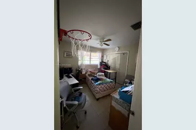 1004 NW 33rd Ave, Miami, FL 33125 - Photo 20