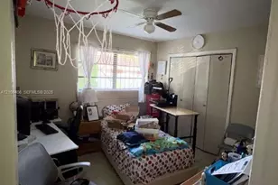 1004 NW 33rd Ave, Miami, FL 33125 - Photo 20