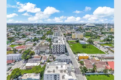 676 SW 1st St, Miami, FL 33130 - Photo 8