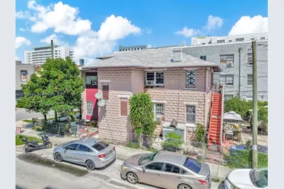 676 SW 1st St, Miami, FL 33130 - Photo 4