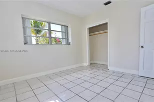 1035 NE 169th Terrace, Miami, FL 33162 - Photo 10