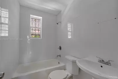 3413 NW 6th Ave, Miami, FL 33127 - Photo 20