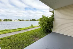 3433 NW 44th St, Oakland Park, FL 33309 - Photo 12