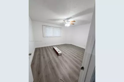 3433 NW 44th St #108, Oakland Park, FL 33309 - Photo 4