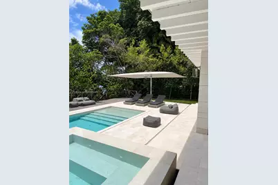 7230 E Lago Dr, Coral Gables, FL 33143 - Photo 22