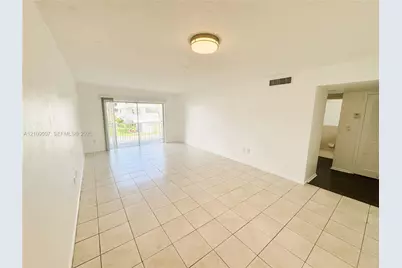 7340 SW 82nd St #C204, Miami, FL 33143 - Photo 6
