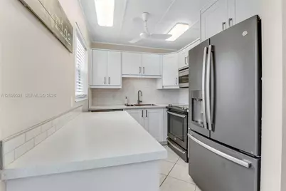 103 E Lyndhurst E #103, Deerfield Beach, FL 33442 - Photo 4