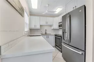 103 E Lyndhurst E, Deerfield Beach, FL 33442 - Photo 4