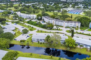 103 E Lyndhurst E, Deerfield Beach, FL 33442 - Photo 24