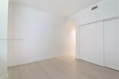 1400 Biscayne Blvd #605, Miami, FL 33132 - Photo 14