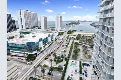 1400 Biscayne Blvd #605, Miami, FL 33132 - Photo 2