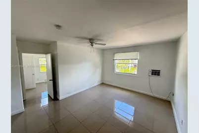 548 NW 30th St #3, Miami, FL 33127 - Photo 2