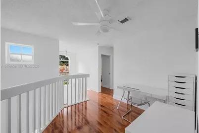 10217 NW 56th St, Doral, FL 33178 - Photo 28