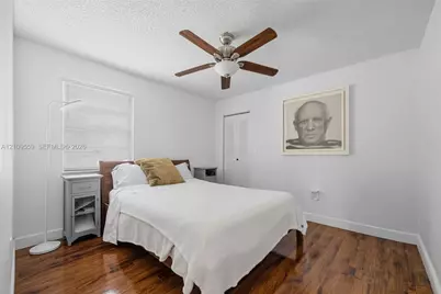 10217 NW 56th St, Doral, FL 33178 - Photo 32