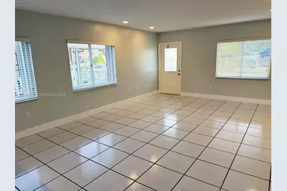3503 SW 12th St #3503, Miami, FL 33135 - Photo 2