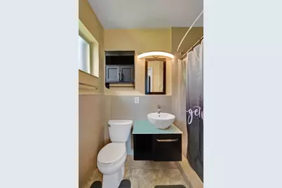 231 SW 64th Way, Pembroke Pines, FL 33023 - Photo 18
