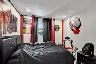 231 SW 64th Way, Pembroke Pines, FL 33023 - Photo 4