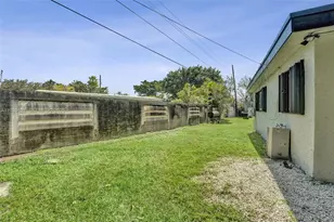 231 SW 64th Way, Pembroke Pines, FL 33023 - Photo 14