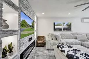 231 SW 64th Way, Pembroke Pines, FL 33023 - Photo 24